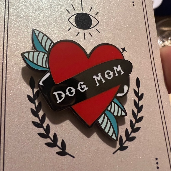 Dog Mom Enamel Pin - Picture 3 of 3